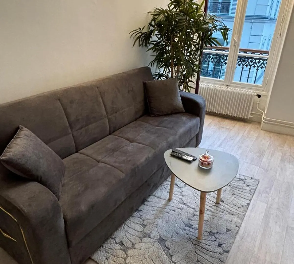 Charme Et Confort Au Coeur De Paris Apartment